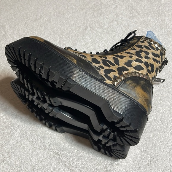 Steve Madden Activated Lace-Up Boot in Leopard Size 9 Like 🆕 - Picture 10 of 14